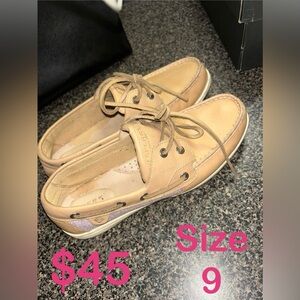 WOMEN SPERRYS